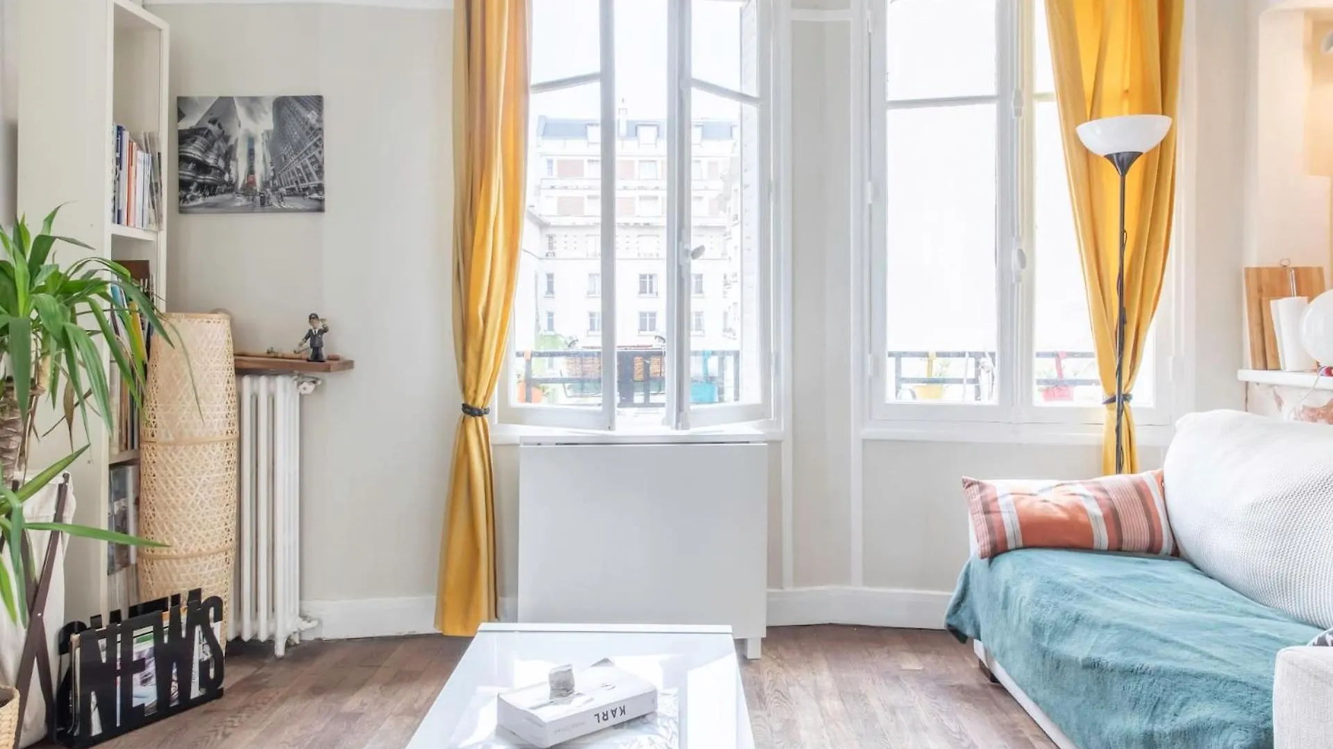 Enchanting Paris Apartment צרפת